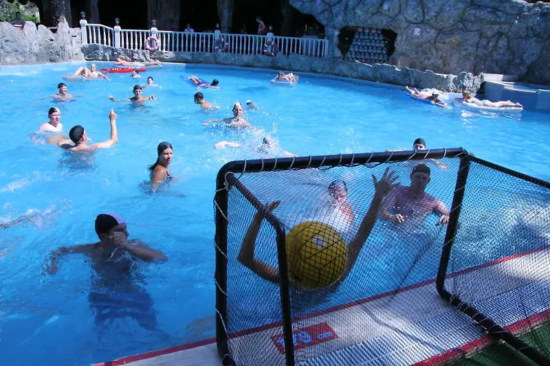 Grand Aquarium Apart İçmeler Hotel