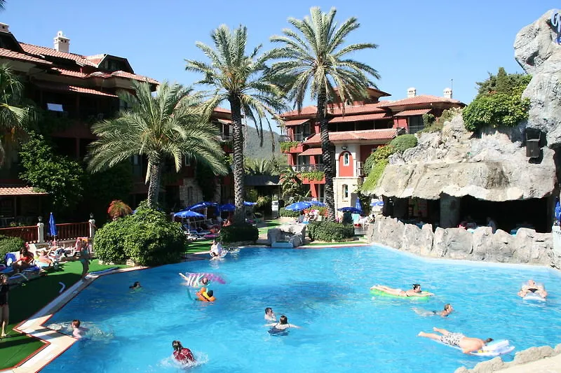 Grand Aquarium Apart İçmeler