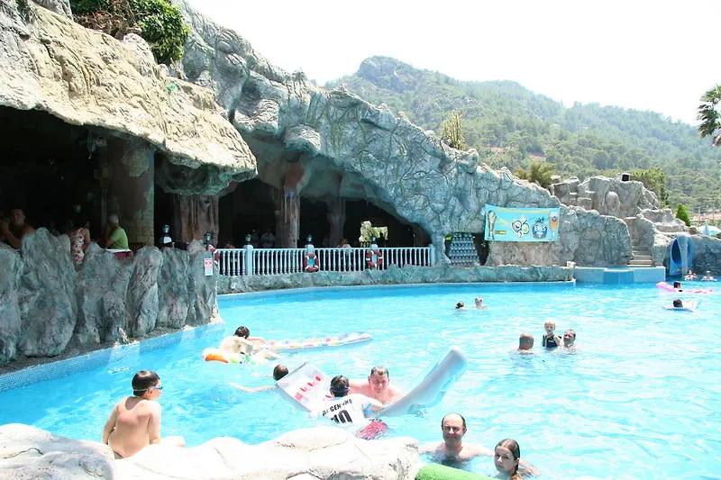 Grand Aquarium Apart İçmeler 4*,  Tyrkiet