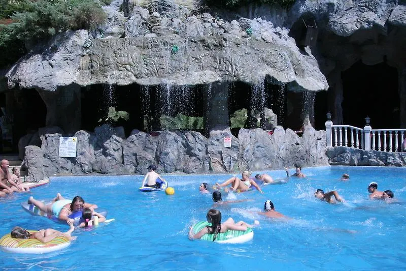 Hotel Grand Aquarium Apart İçmeler
