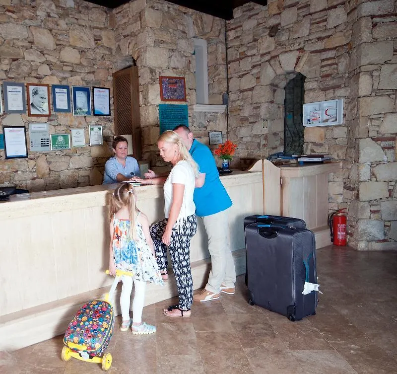 Hotel Grand Aquarium Apart İçmeler