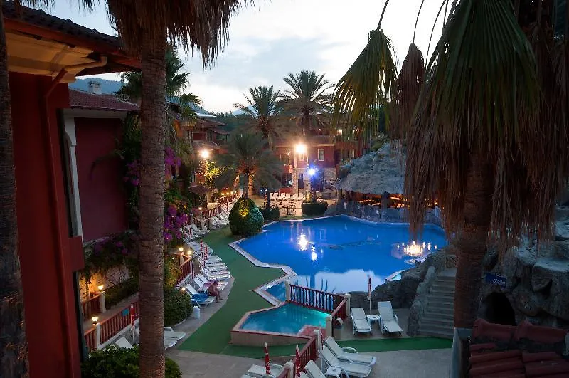 Hotel Grand Aquarium Apart İçmeler